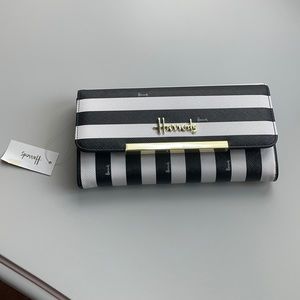 NWT-Harrods- black and white wallet
